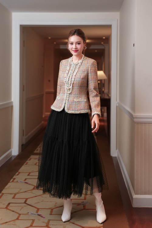 Sixdo Black Mesh Flared Skirt